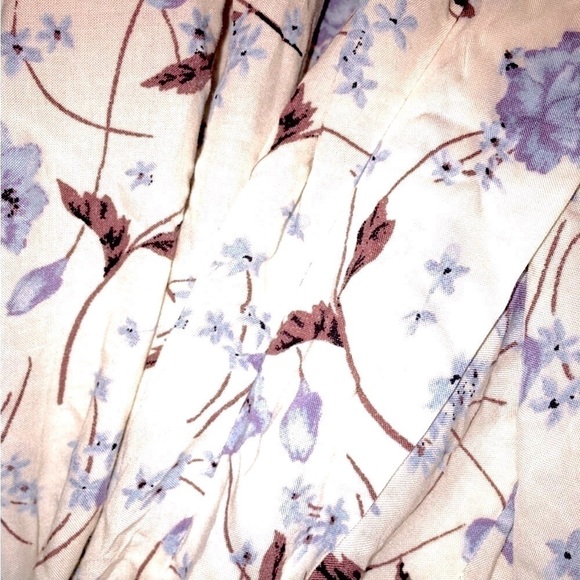 Free People beautiful floral dress, delicate flowers and flare skirt, NWT - Picture 7 of 8